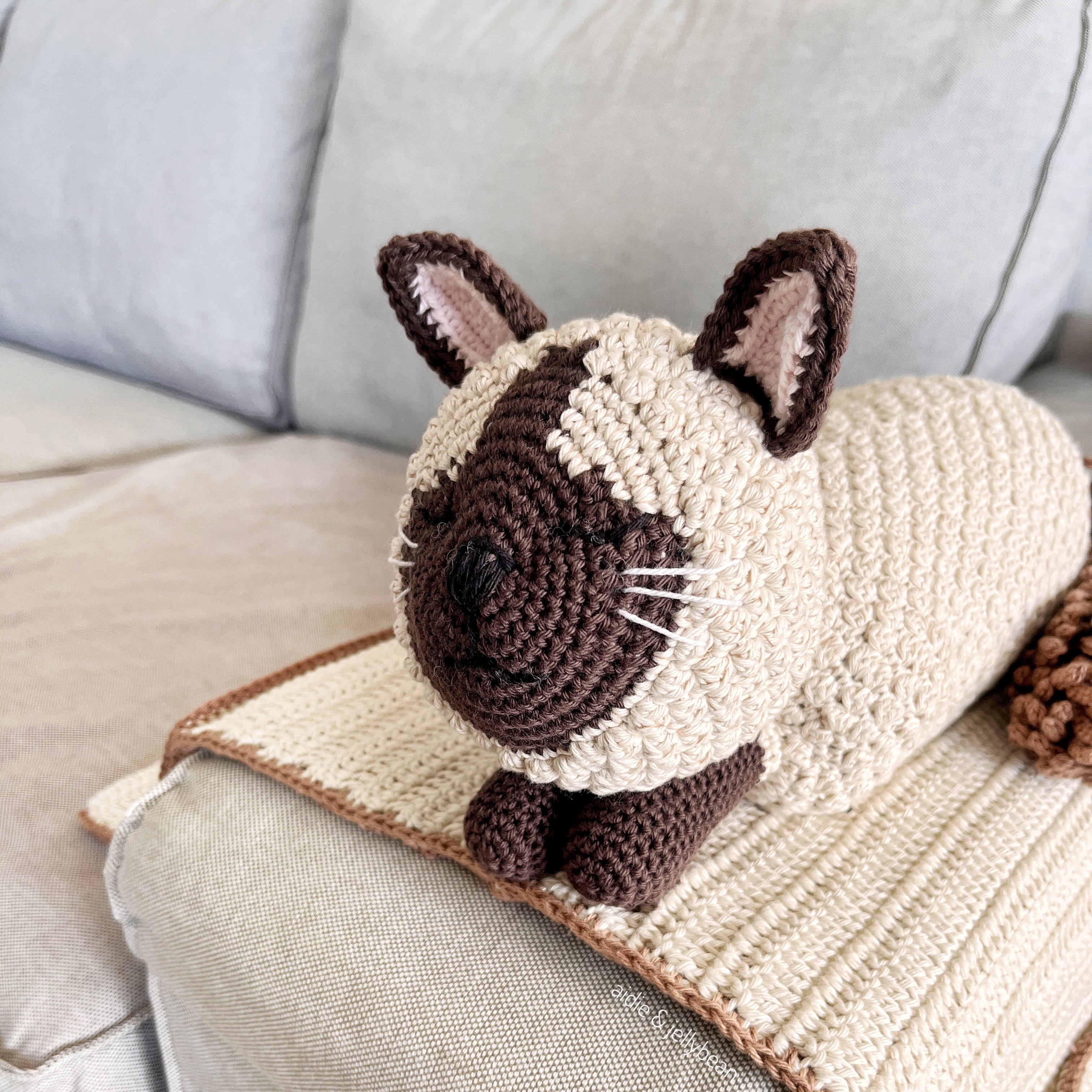 Made to Order SNOOZING CAT Sofa Caddy