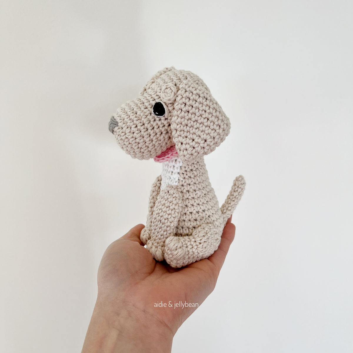 Made to Order GOLDEN RETRIEVER crochet amigurumi