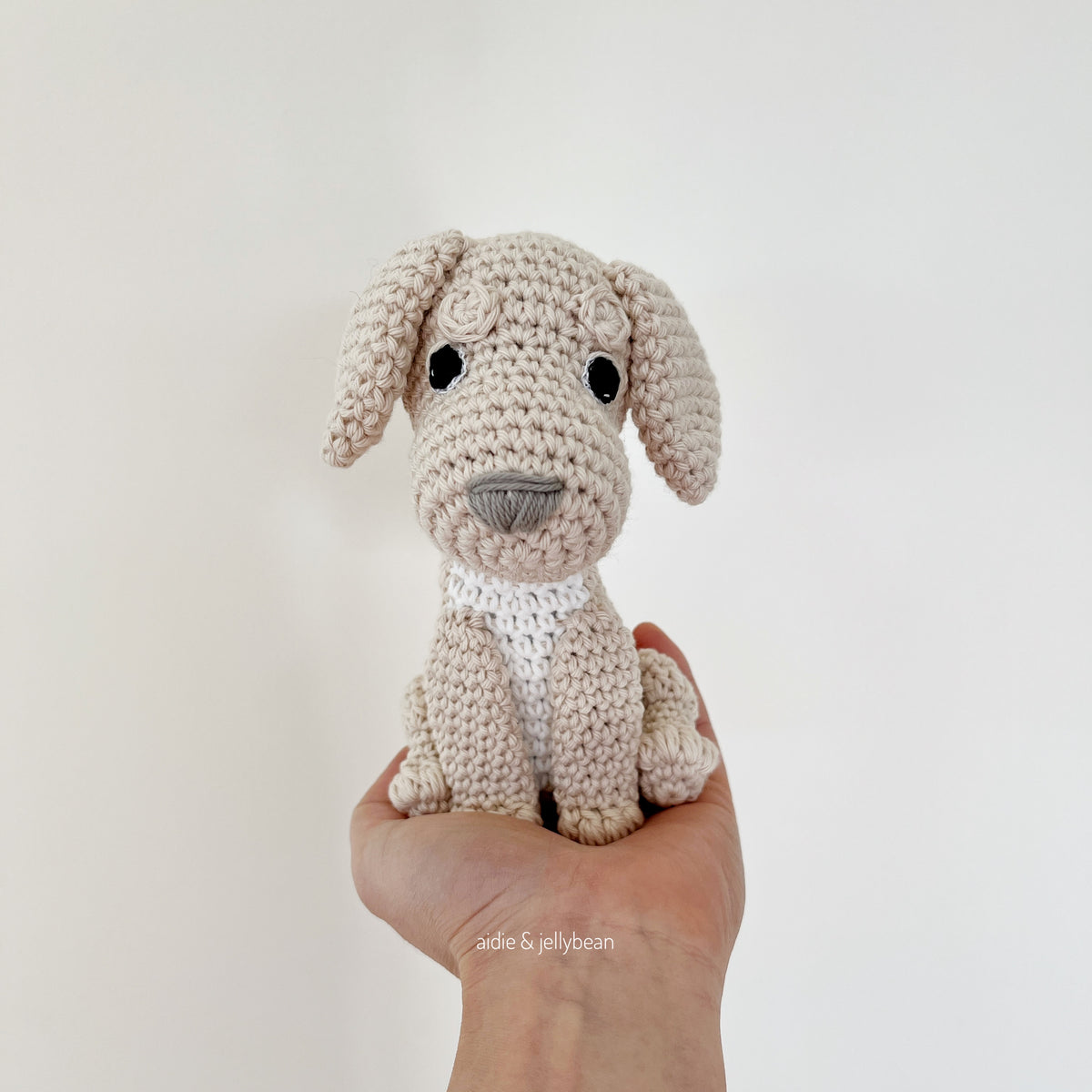 Made to Order GOLDEN RETRIEVER crochet amigurumi