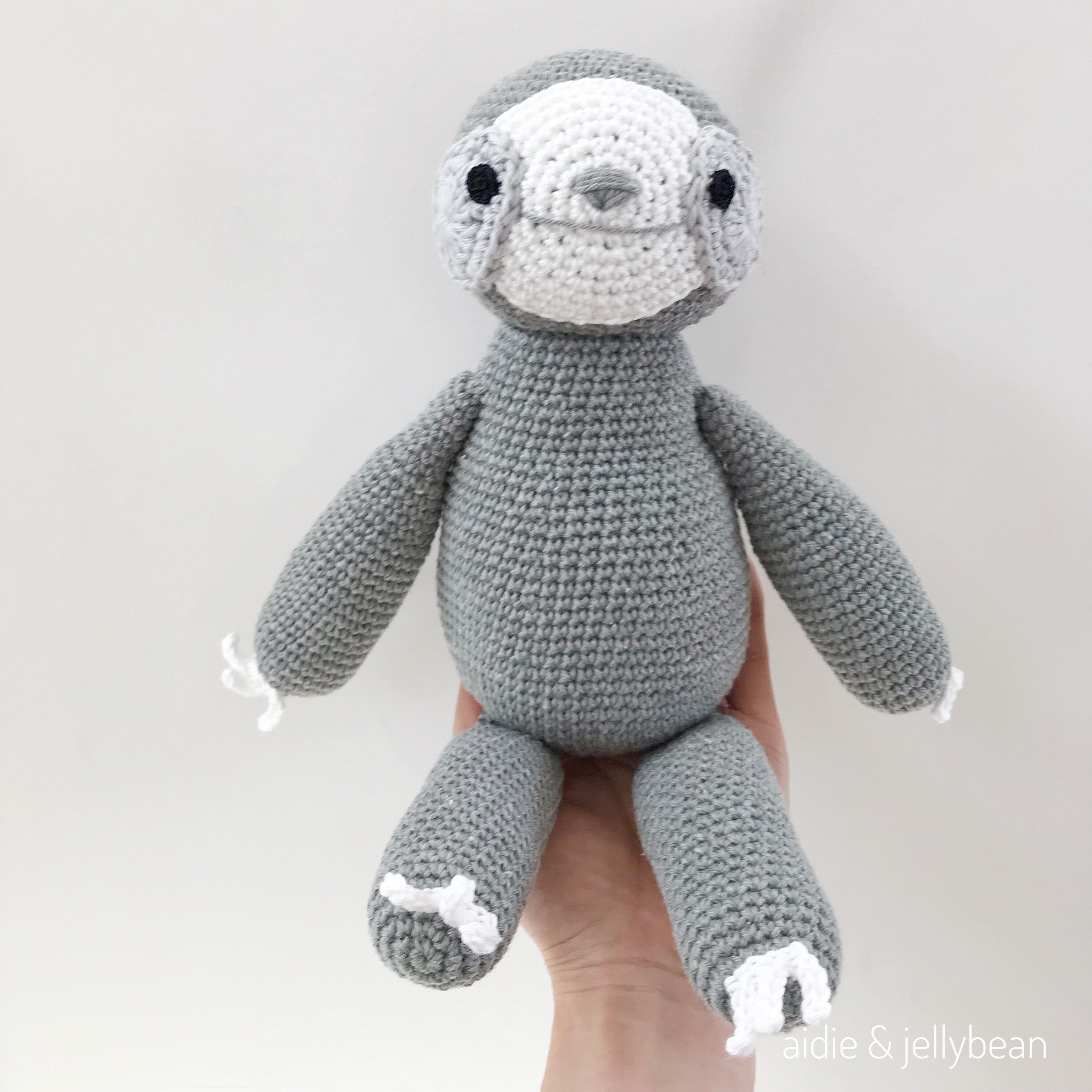 AMIGURUMI PATTERN/ tutorial (English) Amigurumi Sloth - "Levi the Sloth Pattern" pdf - US terminology