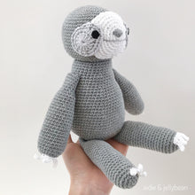 Load image into Gallery viewer, AMIGURUMI PATTERN/ tutorial (English) Amigurumi Sloth - "Levi the Sloth Pattern" pdf - US terminology