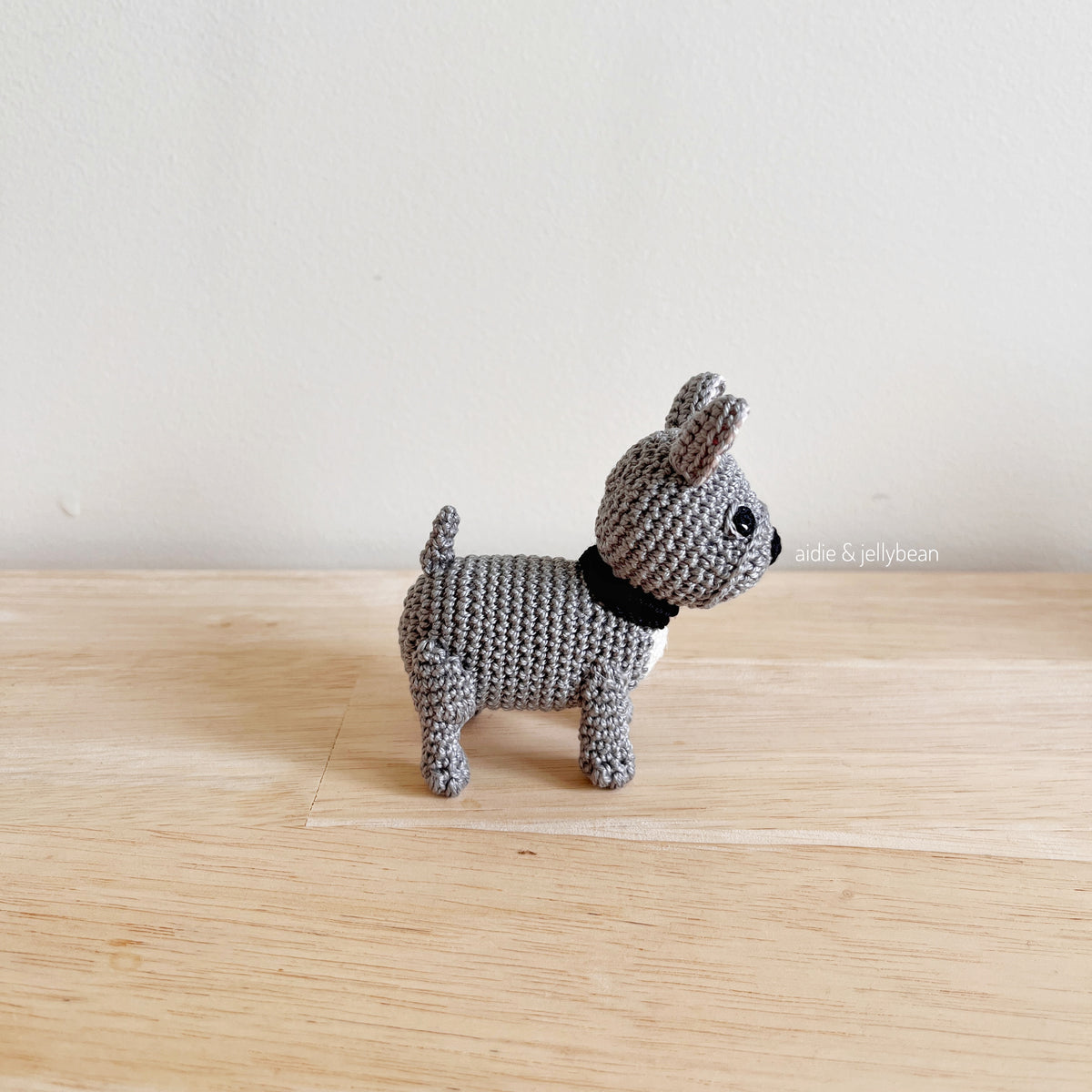 Made to Order TINY FRENCH BULLDOG crochet amigurumi