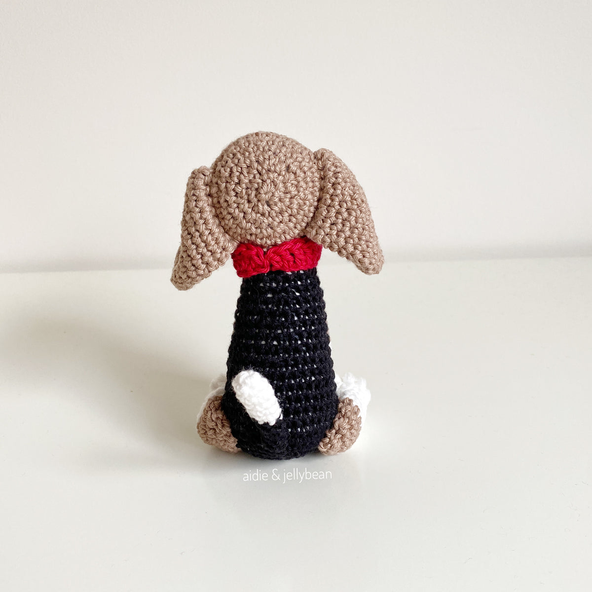 AMIGURUMI PATTERN/ tutorial (English) Amigurumi Beagle - "Lucy the Beagle Puppy" pdf - US terminology