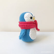 Load image into Gallery viewer, AMIGURUMI PATTERN/ tutorial (English) Amigurumi Penguin - &quot;Felix the Happy Little Penguin&quot; pdf - US terminology