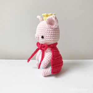 AMIGURUMI PATTERN/ tutorial (English) Amigurumi Pig - "The Pig Prince" pdf - US terminology