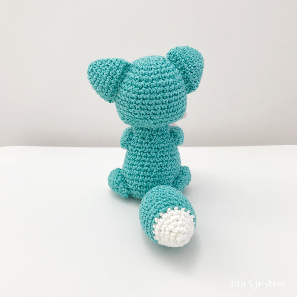 AMIGURUMI PATTERN/ tutorial (English) Amigurumi Fox - "Joi the Little Fox" pdf - US terminology