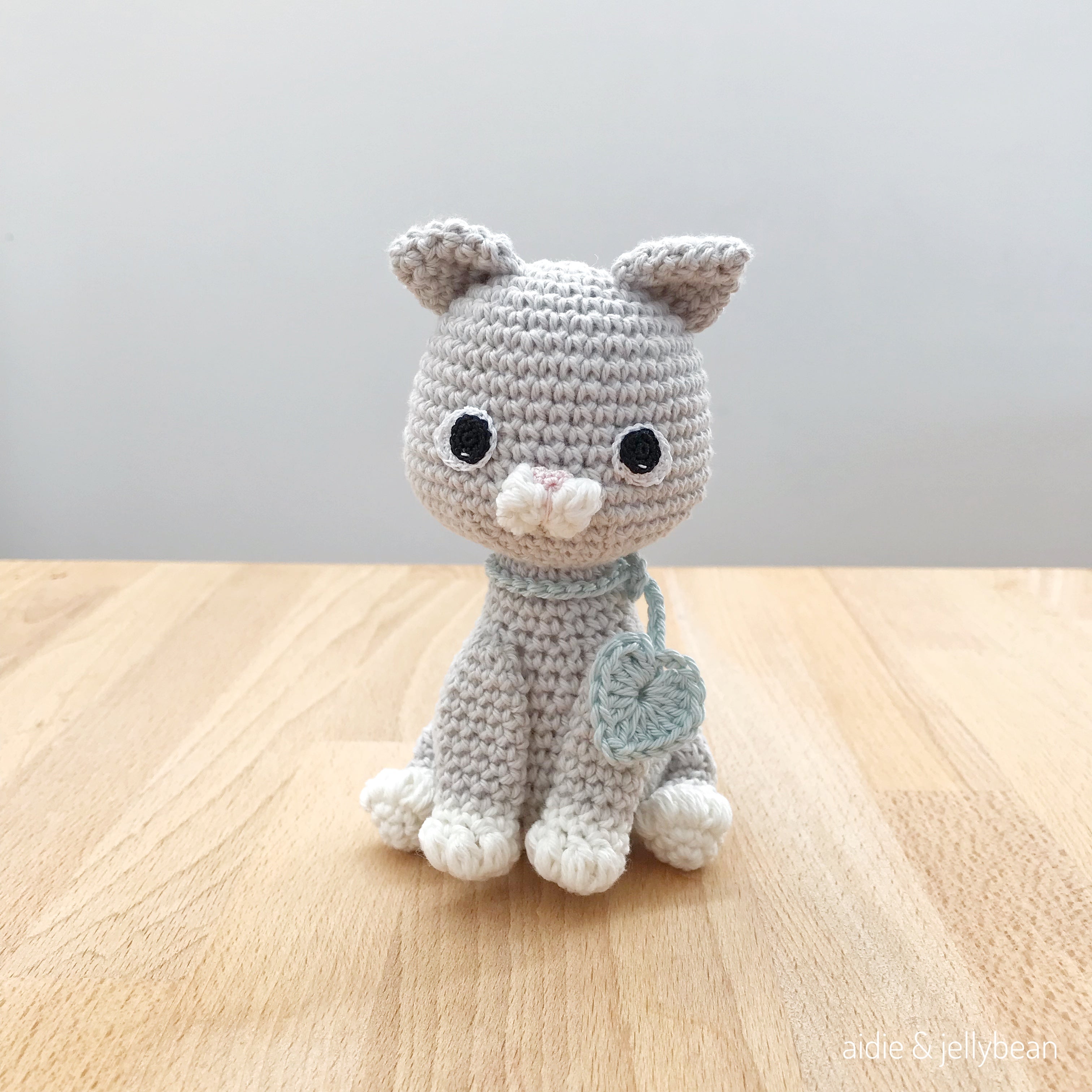 AMIGURUMI PATTERN/ tutorial (English) Amigurumi Cat - "Nala the Kitten Pattern" pdf - US terminology