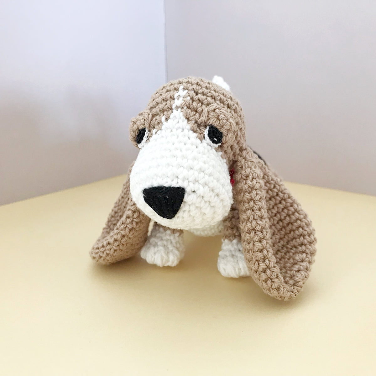 AMIGURUMI PATTERN/ tutorial (English / Español) Amigurumi Basset Hound Dog - "Sadie the Basset Hound Puppy"