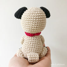 Load image into Gallery viewer, AMIGURUMI PATTERN/ tutorial (English) Amigurumi Pug Dog - &quot;Ollie the Pug Puppy&quot; pdf - US terminology
