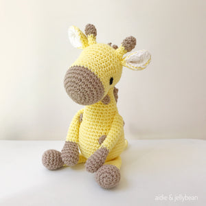 AMIGURUMI PATTERN/ tutorial (English) Amigurumi Giraffe "Suzy the Sweet Giraffe" pdf - US terminology