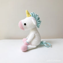 Load image into Gallery viewer, AMIGURUMI PATTERN/ tutorial (English) Amigurumi Unicorn - &quot;Alora the Unicorn&quot; pdf - US terminology