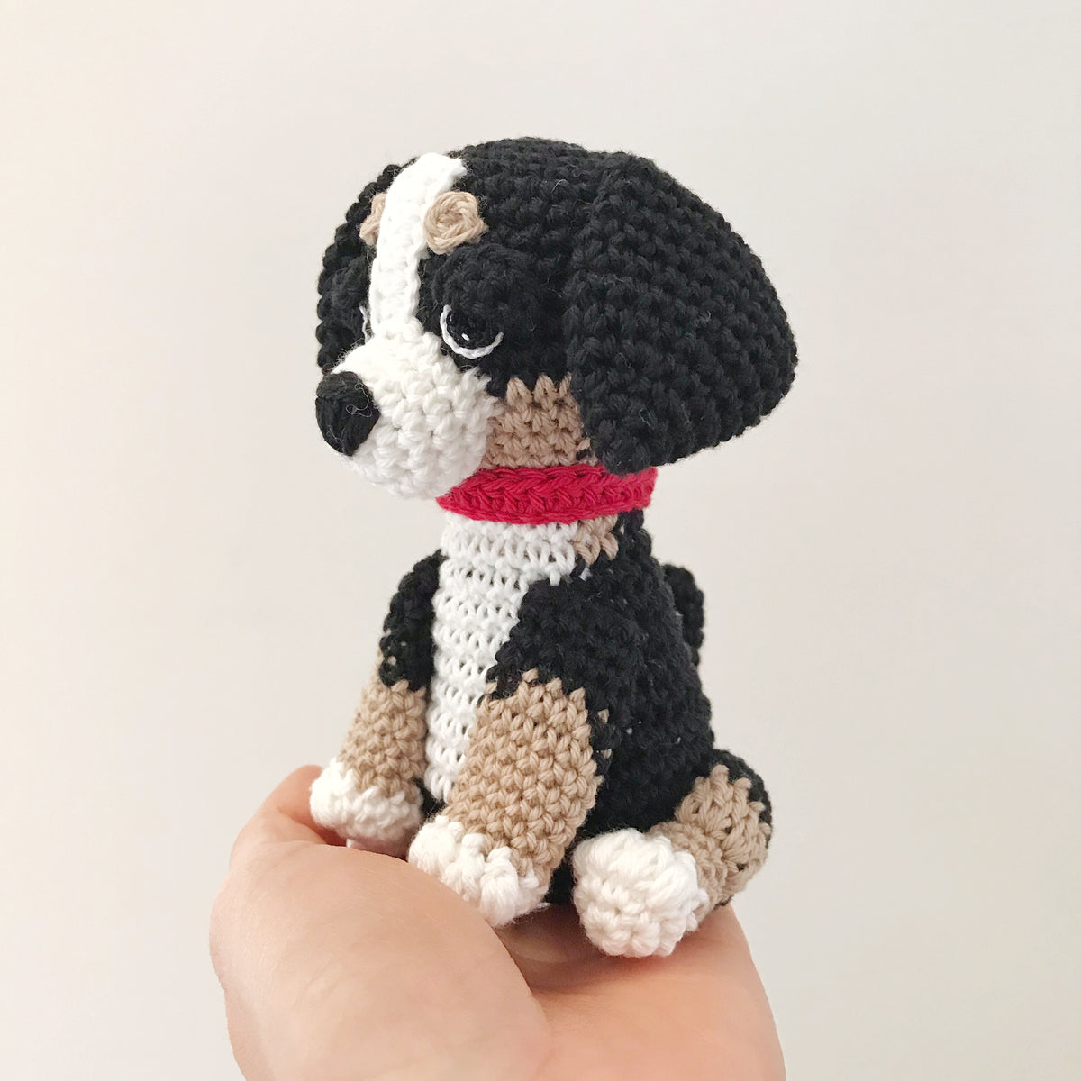 AMIGURUMI PATTERN/ tutorial (English) Amigurumi Bernese Mountain Dog - "Stella the Bernese Mountain Dog Puppy" pdf - US terminology