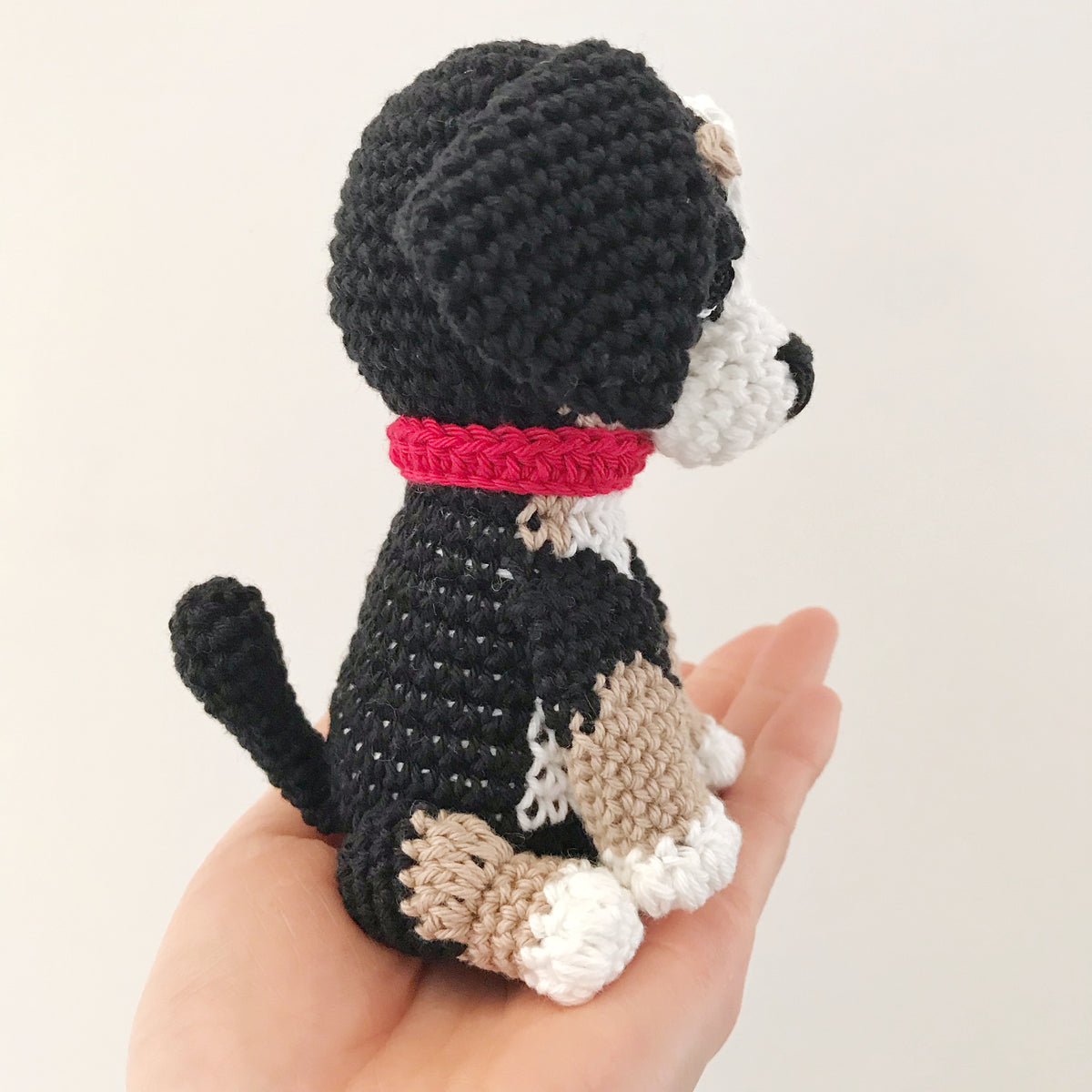 AMIGURUMI PATTERN/ tutorial (English) Amigurumi Bernese Mountain Dog - "Stella the Bernese Mountain Dog Puppy" pdf - US terminology
