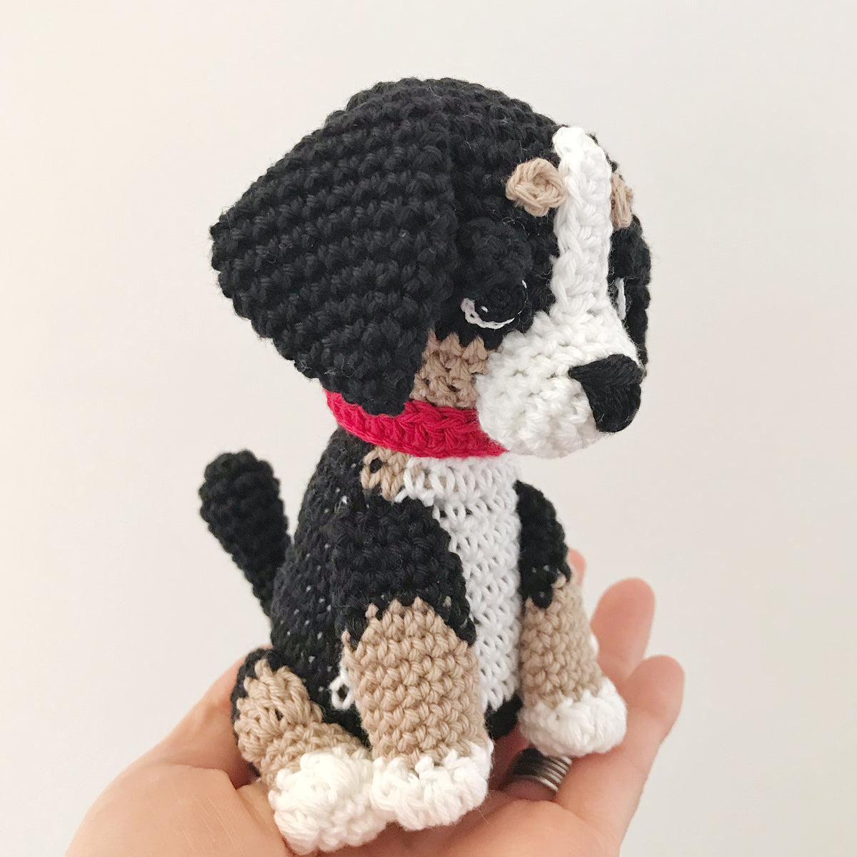 AMIGURUMI PATTERN/ tutorial (English) Amigurumi Bernese Mountain Dog - "Stella the Bernese Mountain Dog Puppy" pdf - US terminology