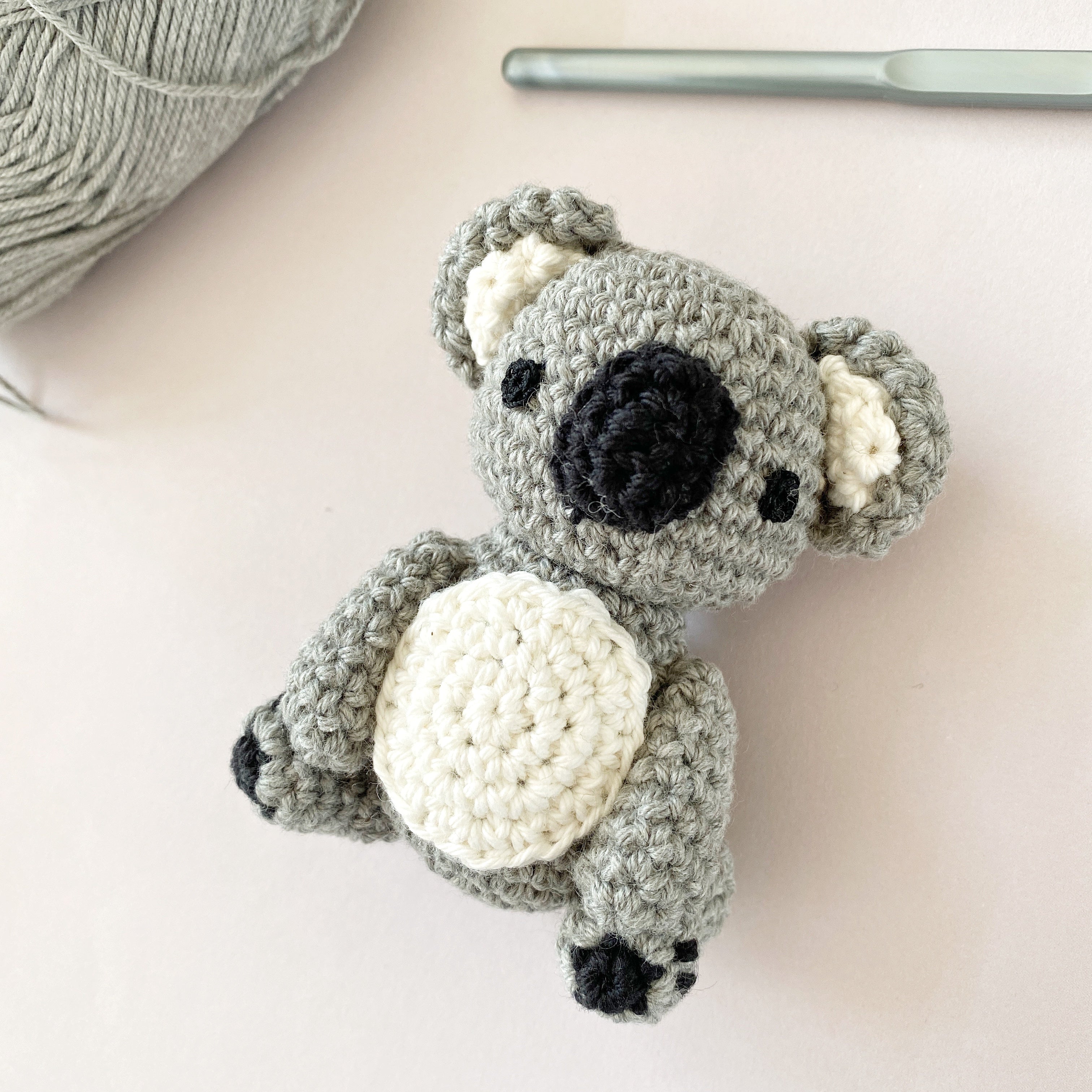 AMIGURUMI PATTERN/ tutorial (English) Amigurumi koala - "The Little Koala" pdf - US terminology