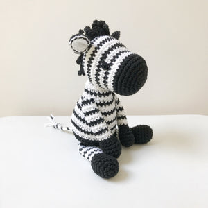 AMIGURUMI PATTERN/ tutorial (English) Amigurumi Zebra "Zoe the Stripy Zebra" pdf - US terminology