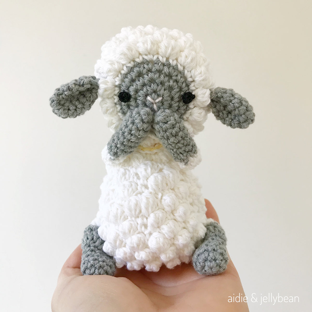 AMIGURUMI PATTERN/ tutorial (English) Amigurumi Sheep - "Jessie the Sheep" pdf - US terminology
