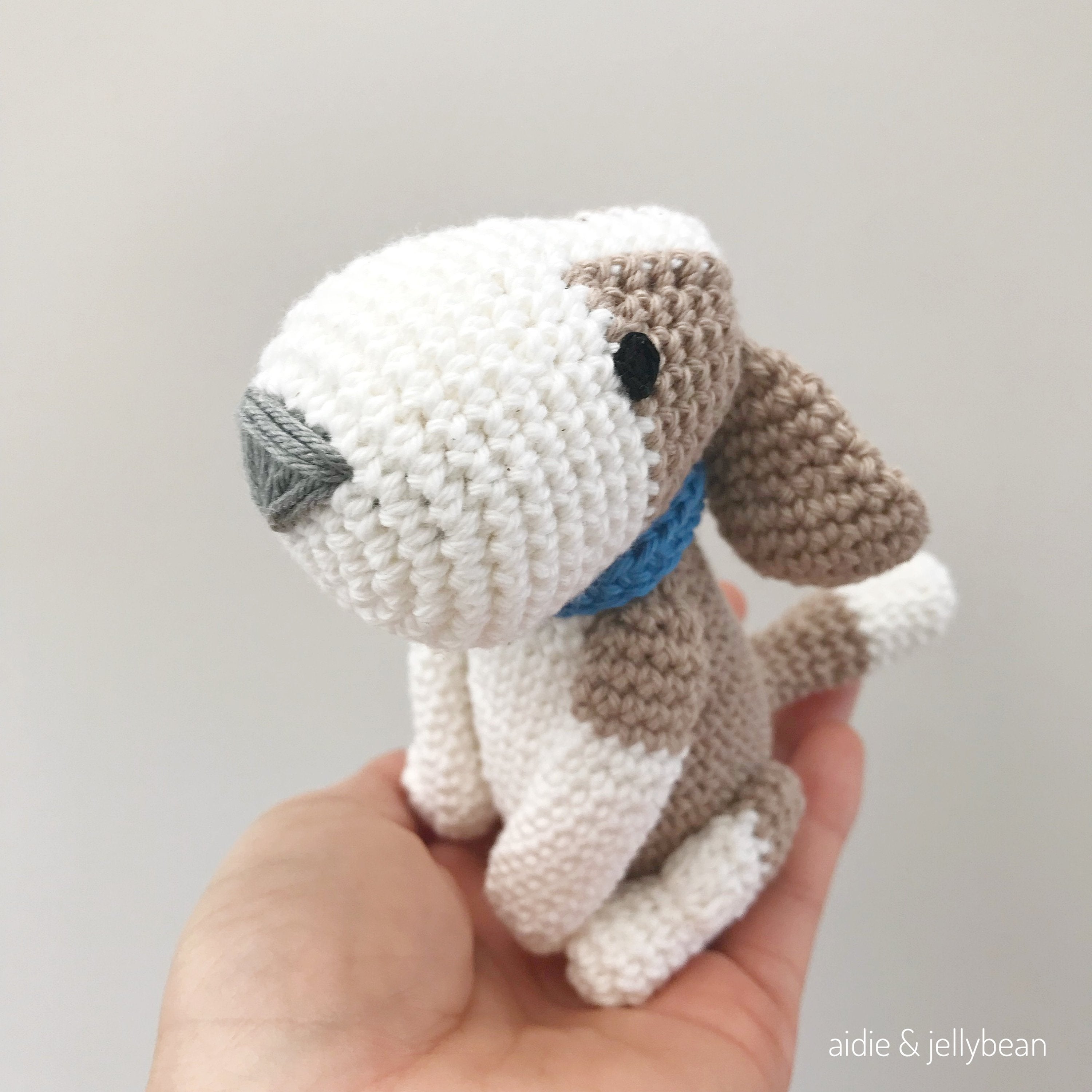 AMIGURUMI PATTERN/ tutorial (English) Amigurumi Beagle Dog - "Bailey the Beagle Puppy" pdf - US terminology