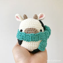 Load image into Gallery viewer, AMIGURUMI PATTERN/ tutorial (English) Amigurumi Cow &quot;Egg Shaped Animals - Mr. Cow&quot; pdf - US terminology