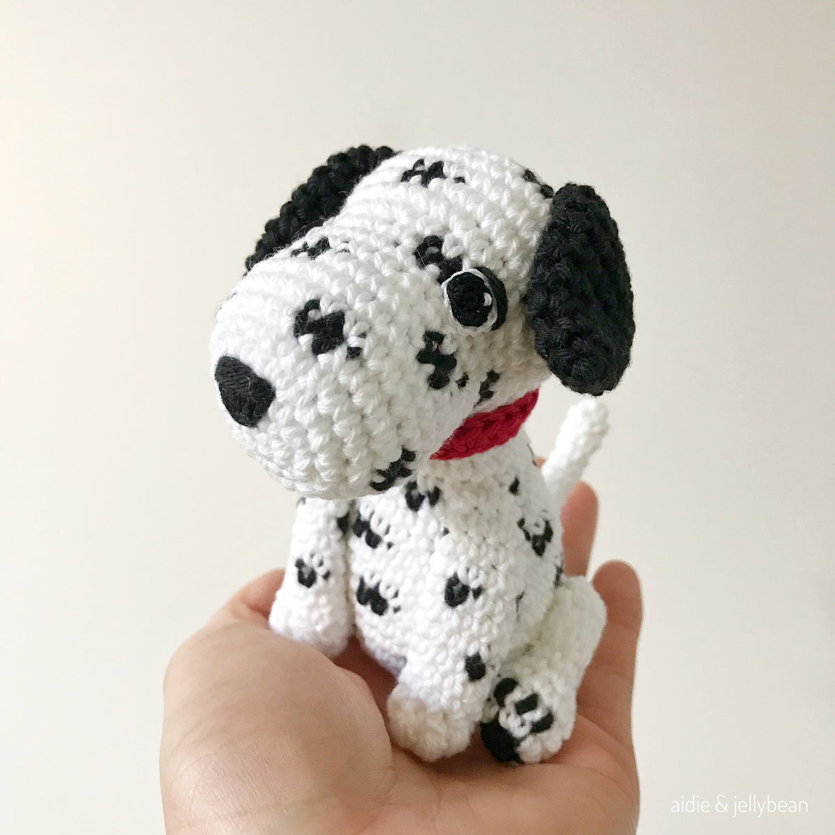 AMIGURUMI PATTERN/ tutorial (English) Amigurumi Dalmatian Dog - "Dusty the Dalmatian Puppy" pdf - US terminology